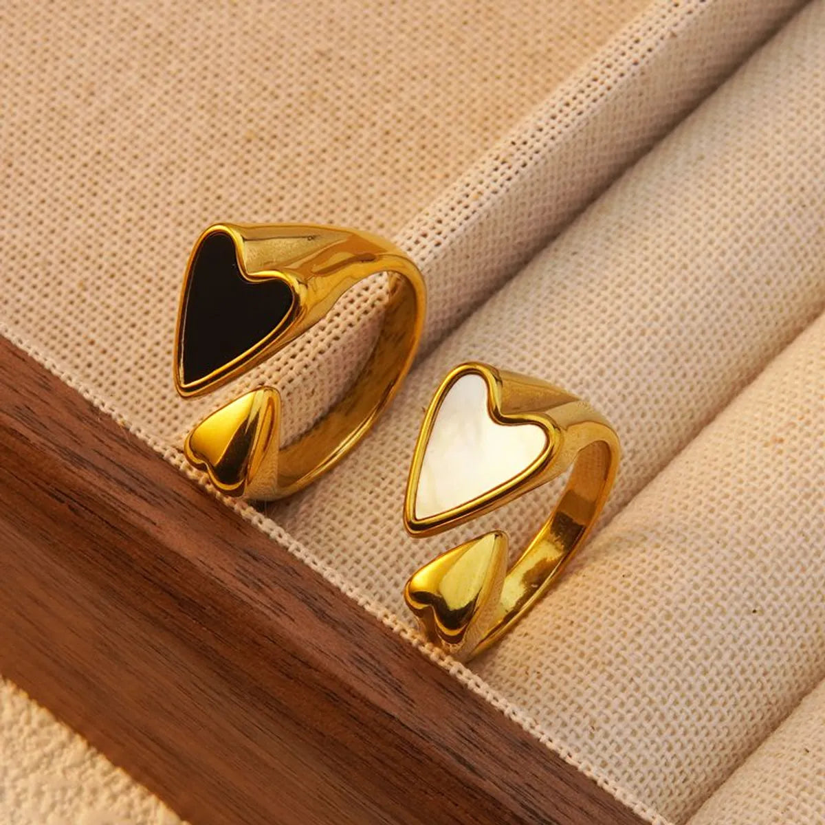 vintage gemstone rings for women -Wholesale Jewelry Lady Modern Style Classic Style Heart Shape 304 Stainless Steel Acrylic Shell 18K Gold Plated Plating Inlay Open Rings